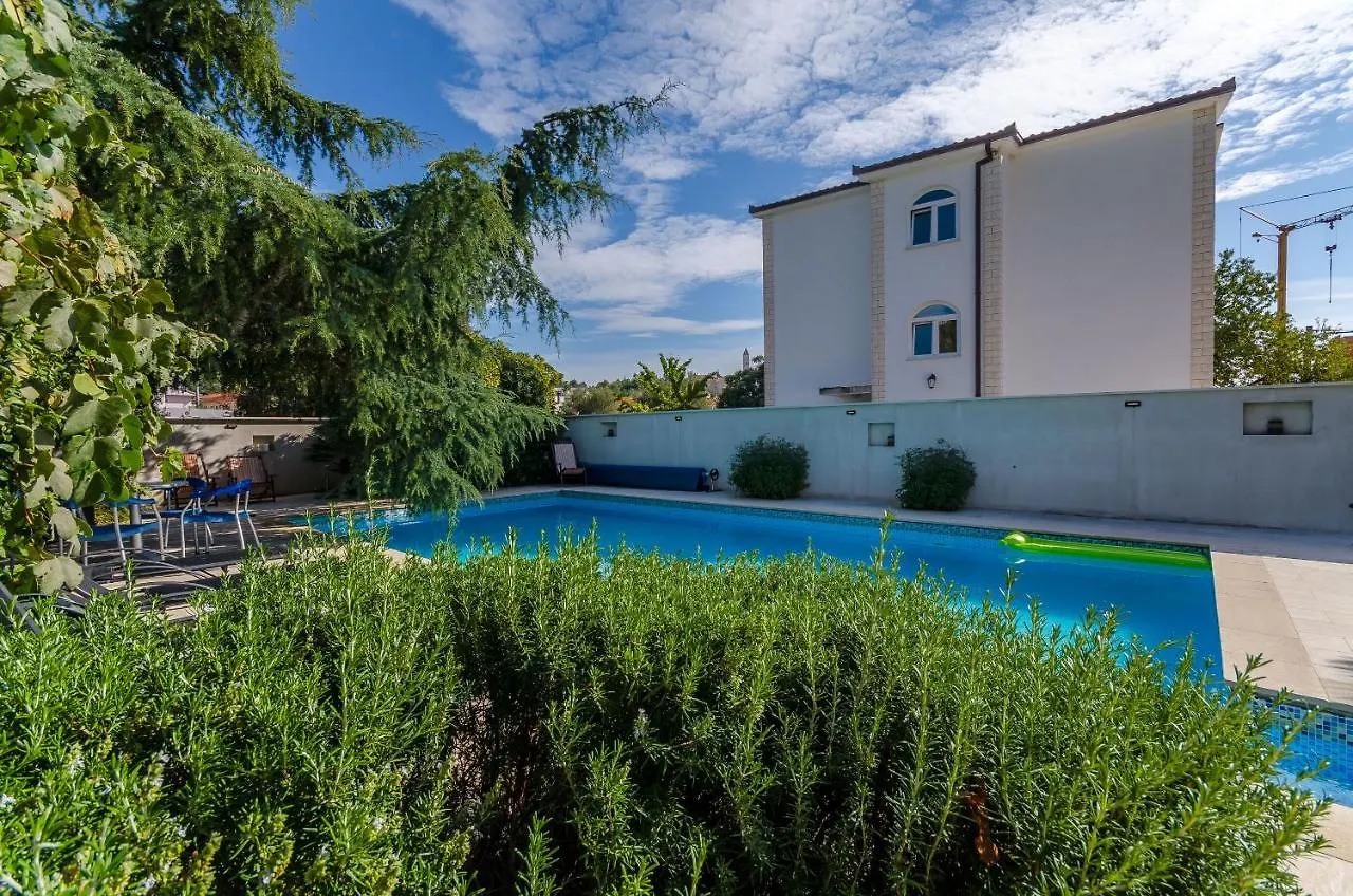 Apartments Milivoj Seget Vranjica Croatia