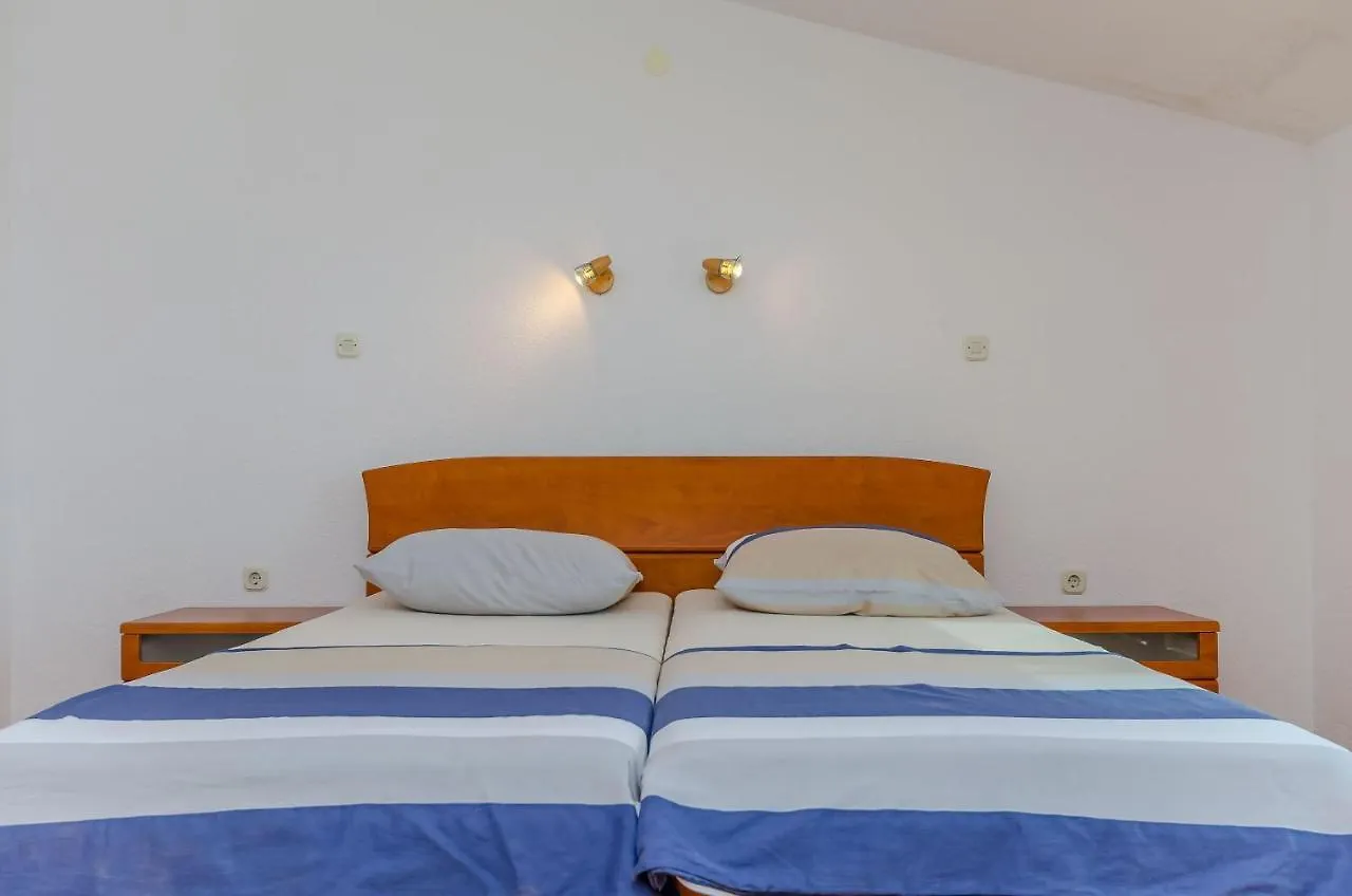 Apartments Milivoj Seget Vranjica 0*,  Kroatië